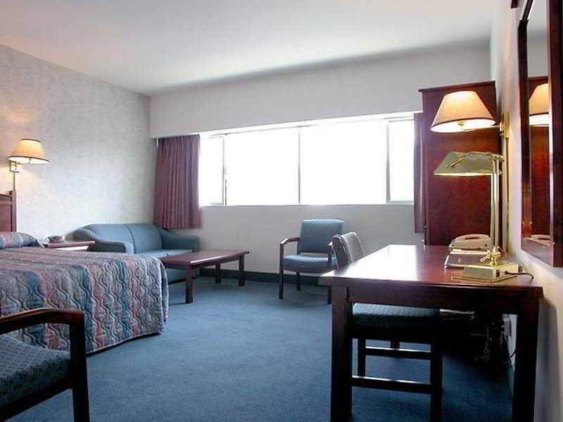 Delta By Marriott Hotel 4*