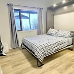 Suite With A View! Close To City Amenities