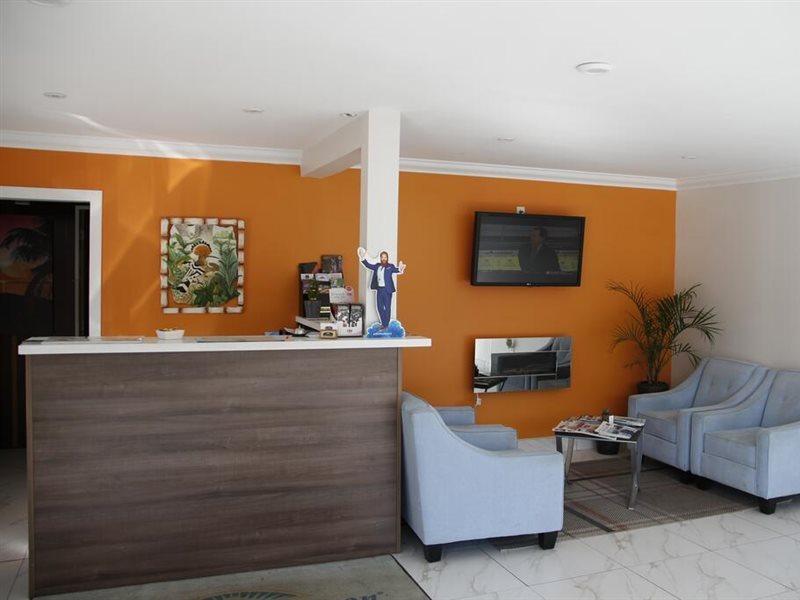 Motel Howard Johnson By Wyndham Downtown Kamloops
