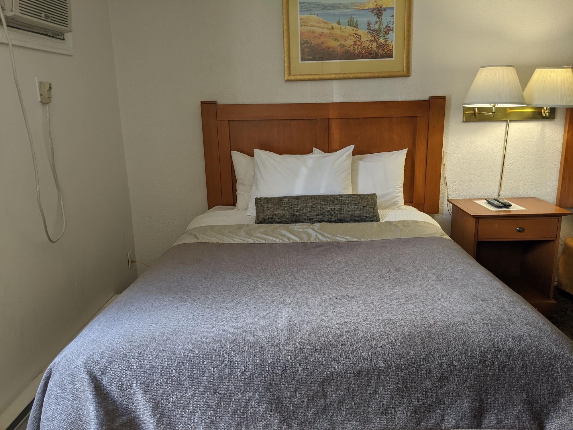 Motel Howard Johnson By Wyndham Downtown 3*