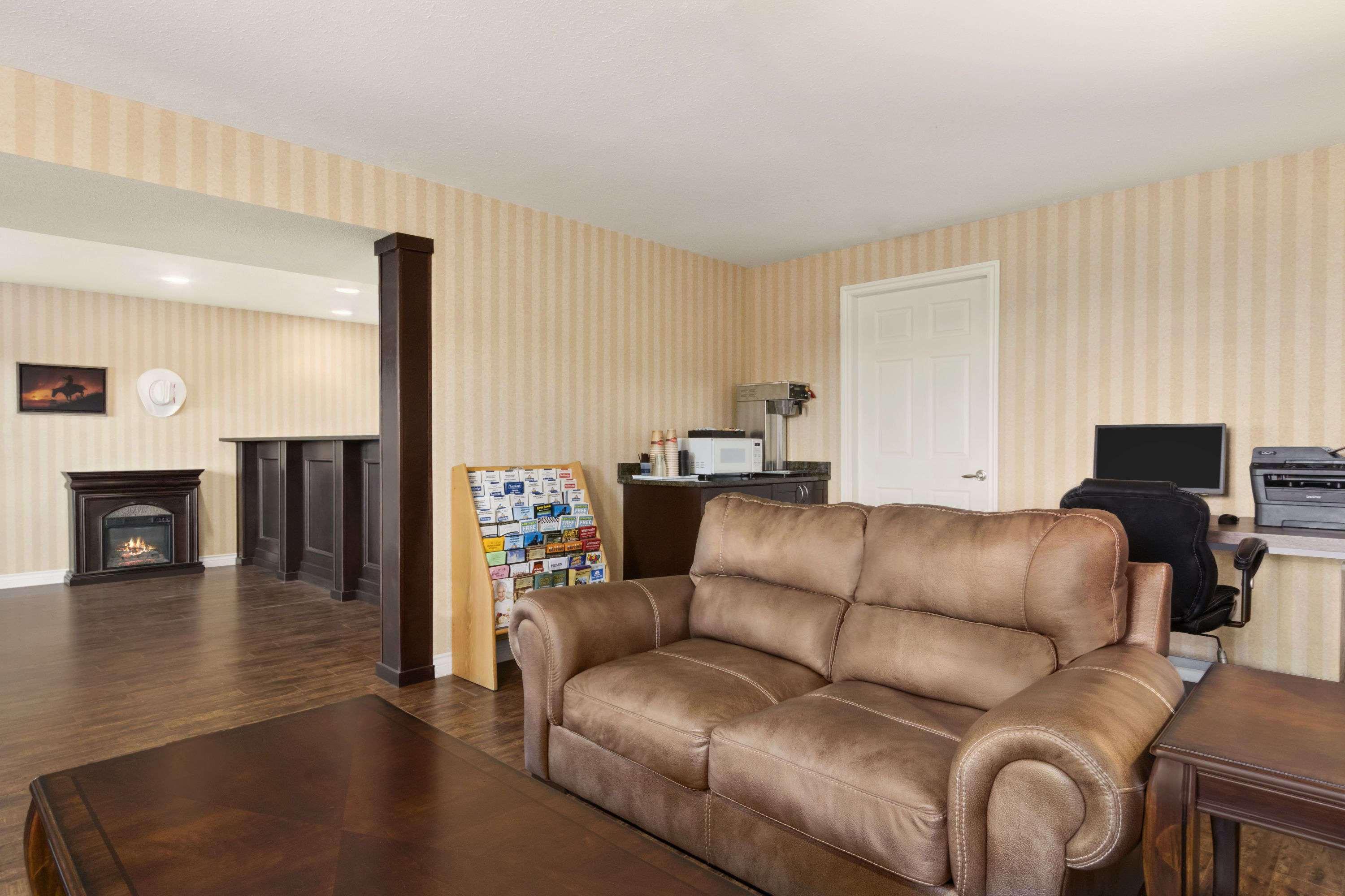 Travelodge By Wyndham Mountview 3* Kamloops