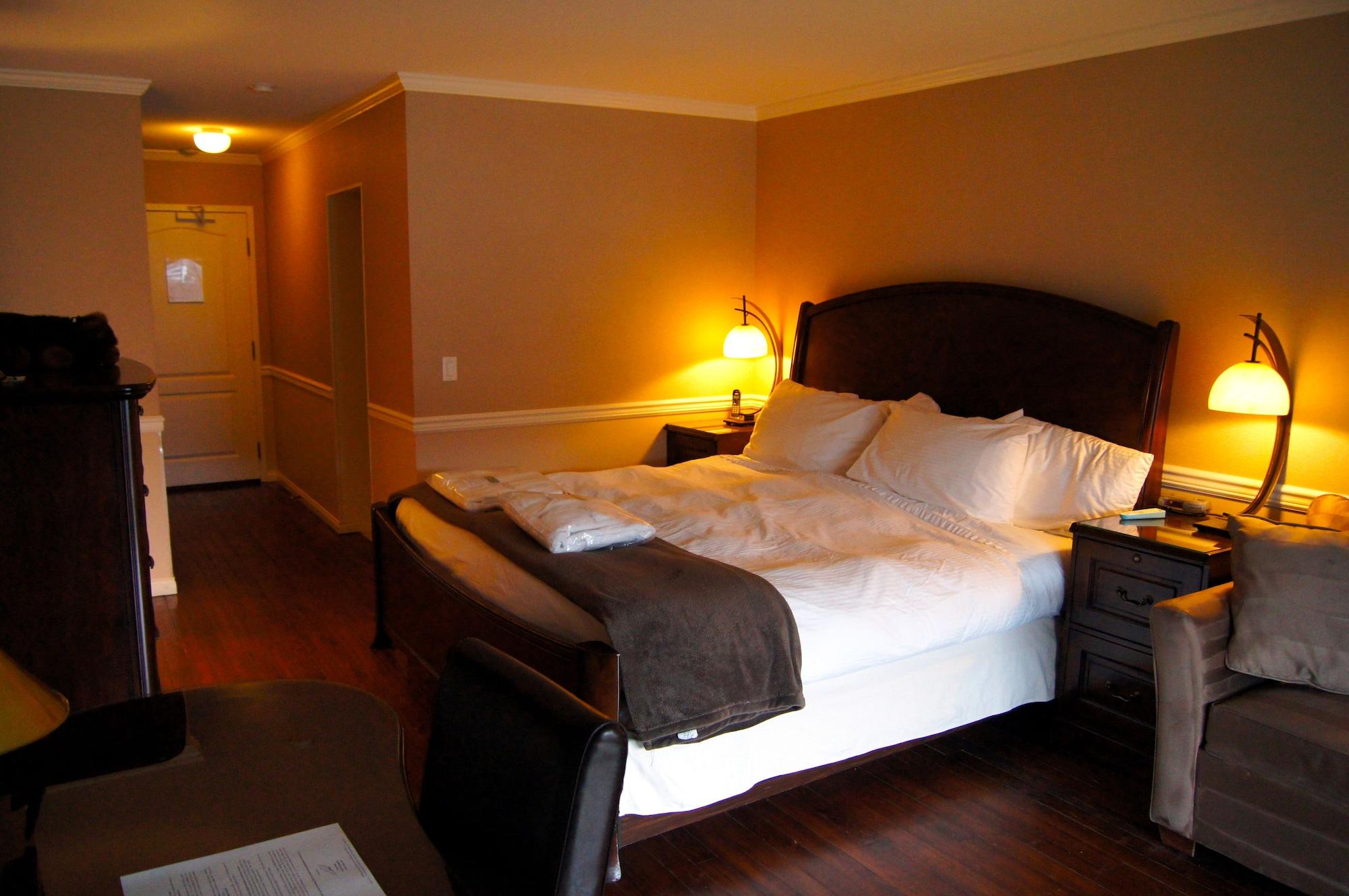 South Thompson & Conference Centre Hotel 4*