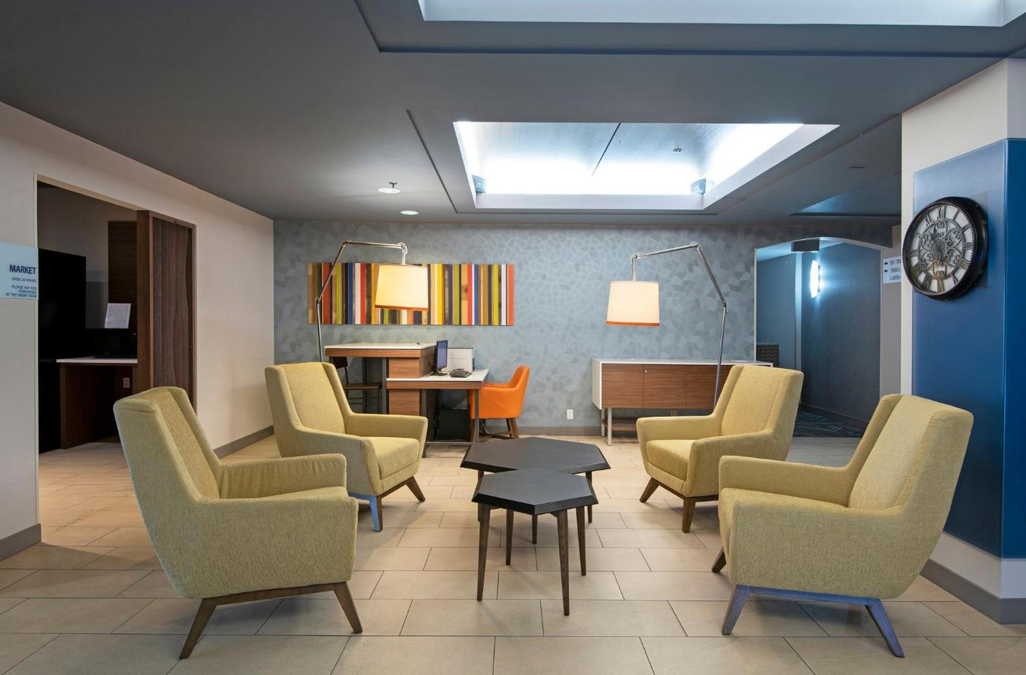 Express By Ihg 3*
