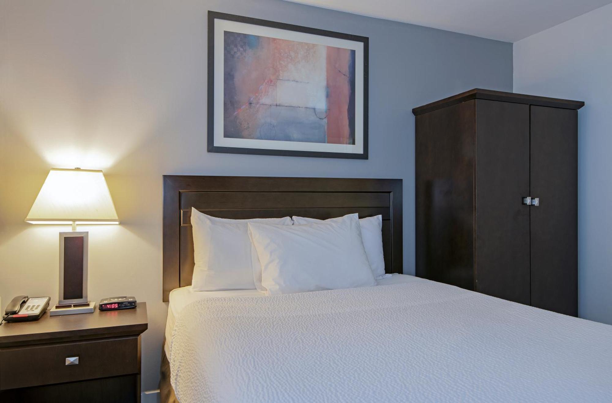 Travelodge By Wyndham Mountview Hotel 3*