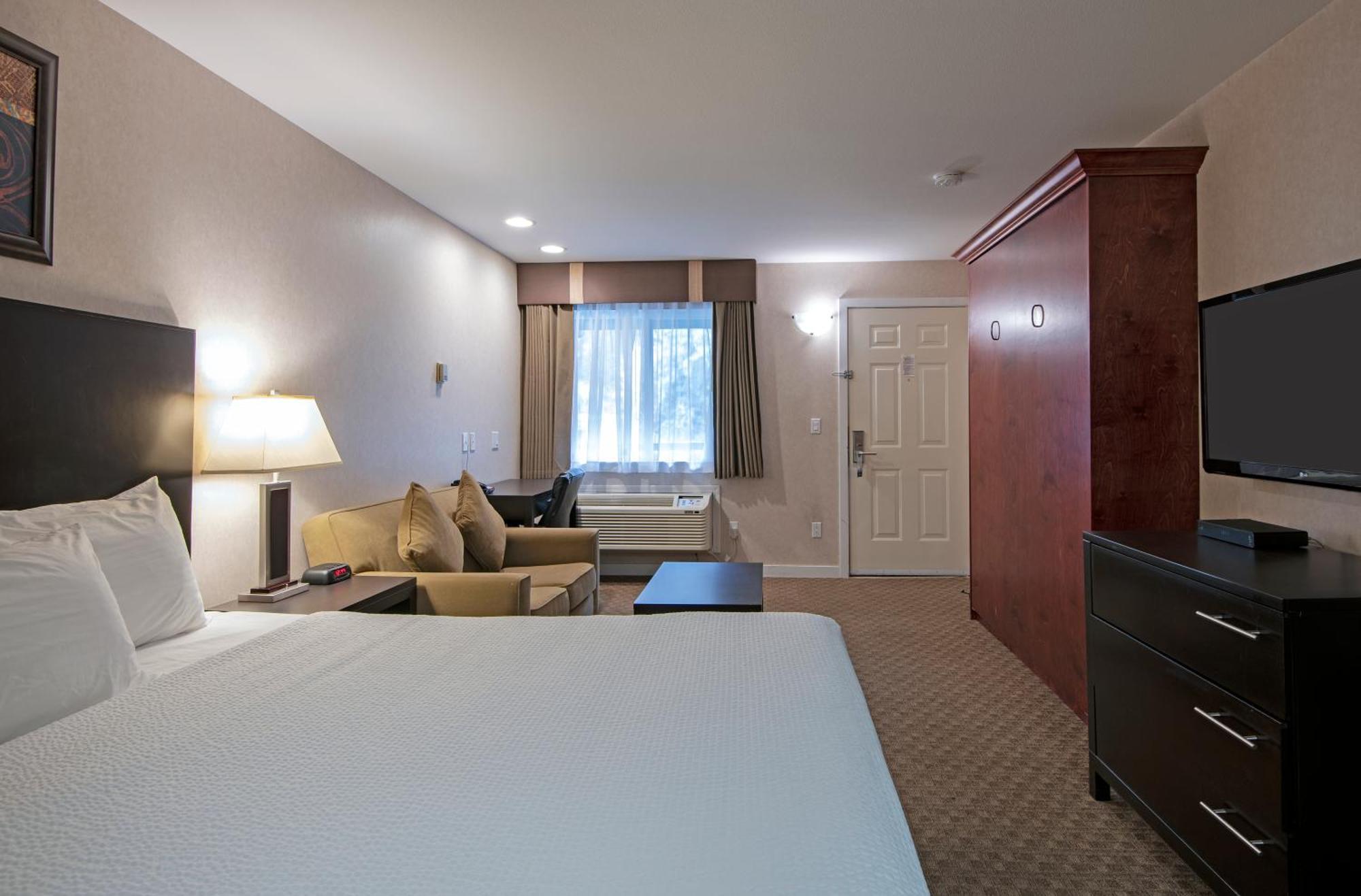 Travelodge By Wyndham Mountview 3* Kamloops