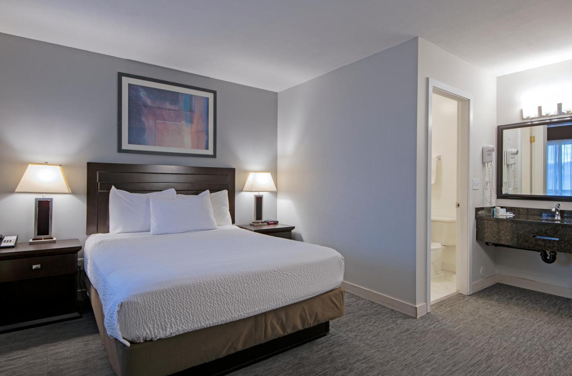 Travelodge By Wyndham Mountview 3*
