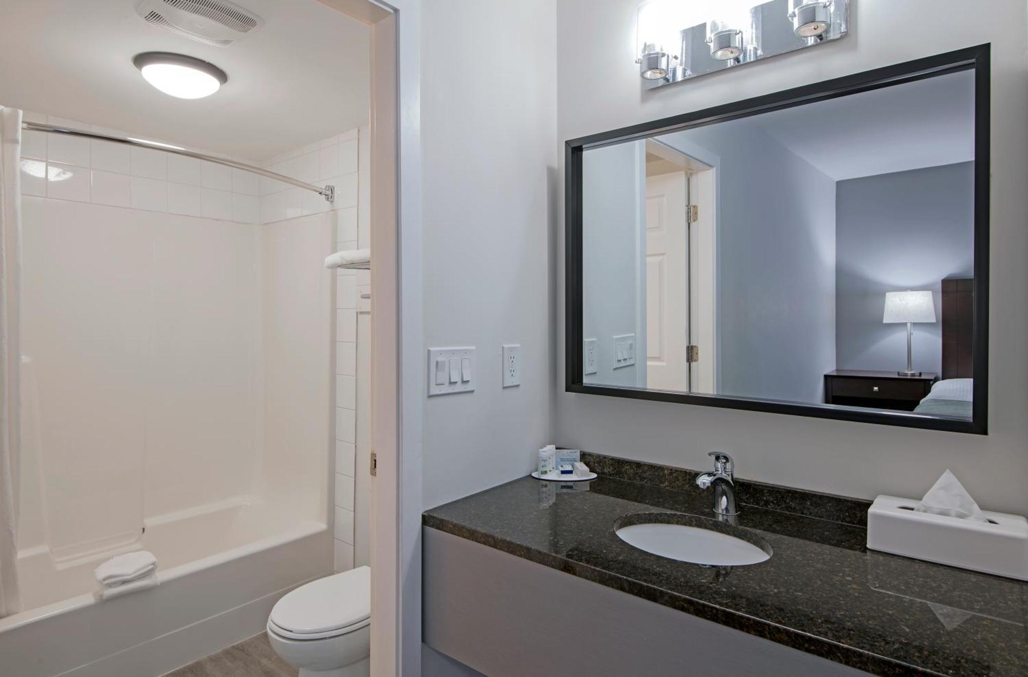Hotel Travelodge By Wyndham Mountview Kamloops