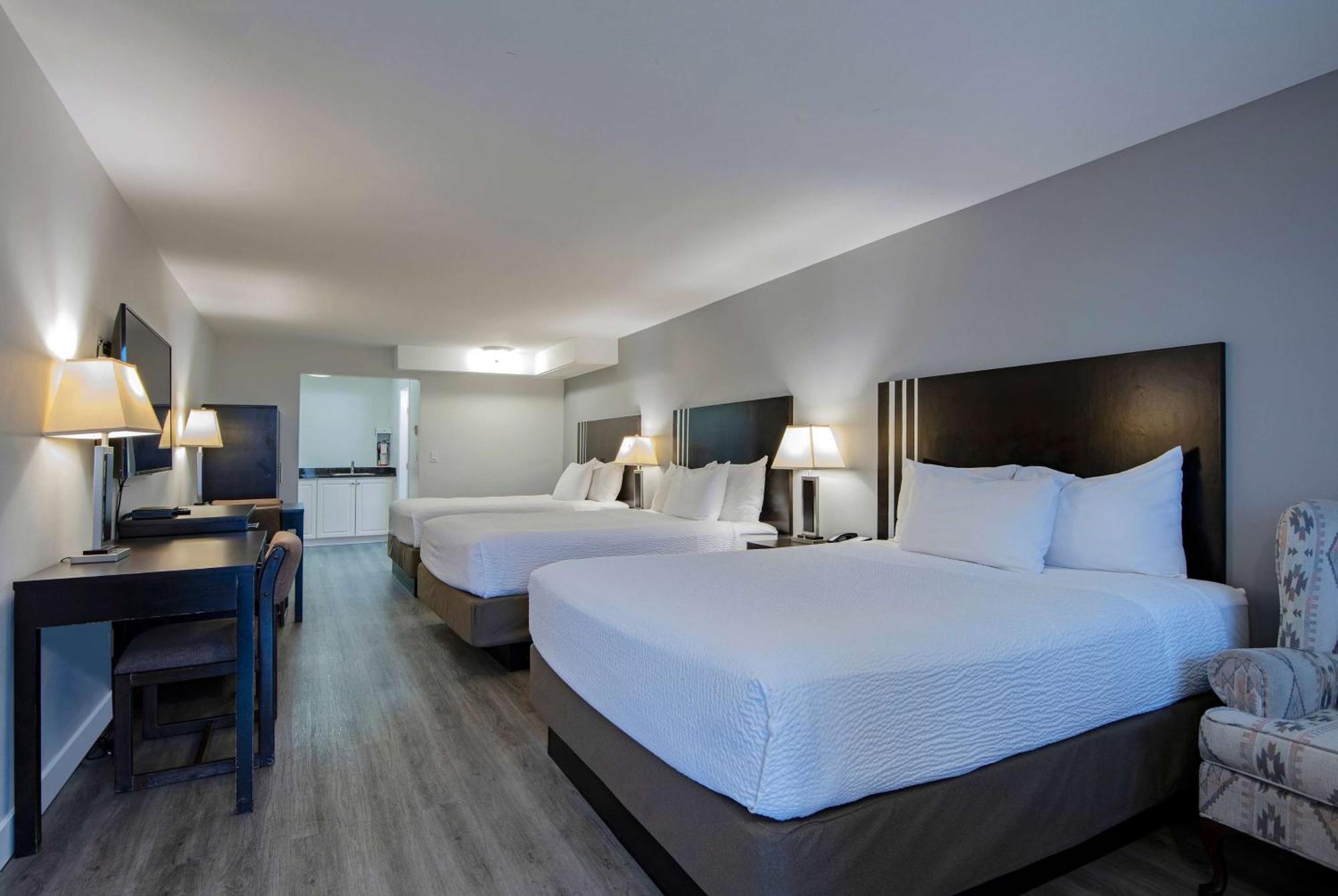 Travelodge By Wyndham Mountview Kamloops