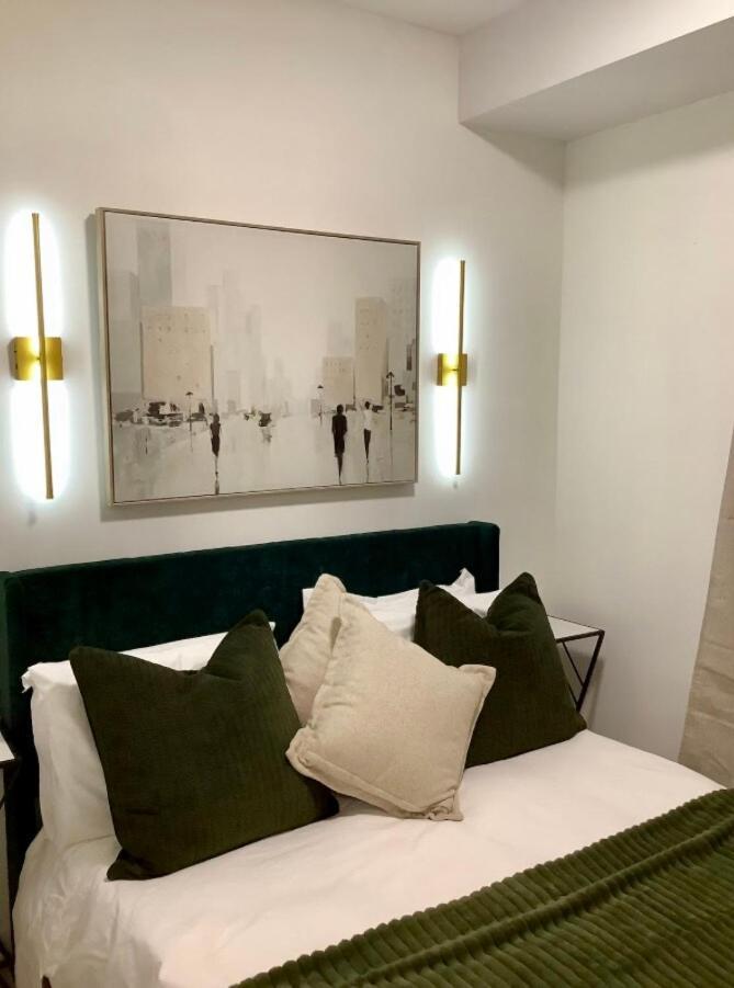 Center Olive Grove Apartment