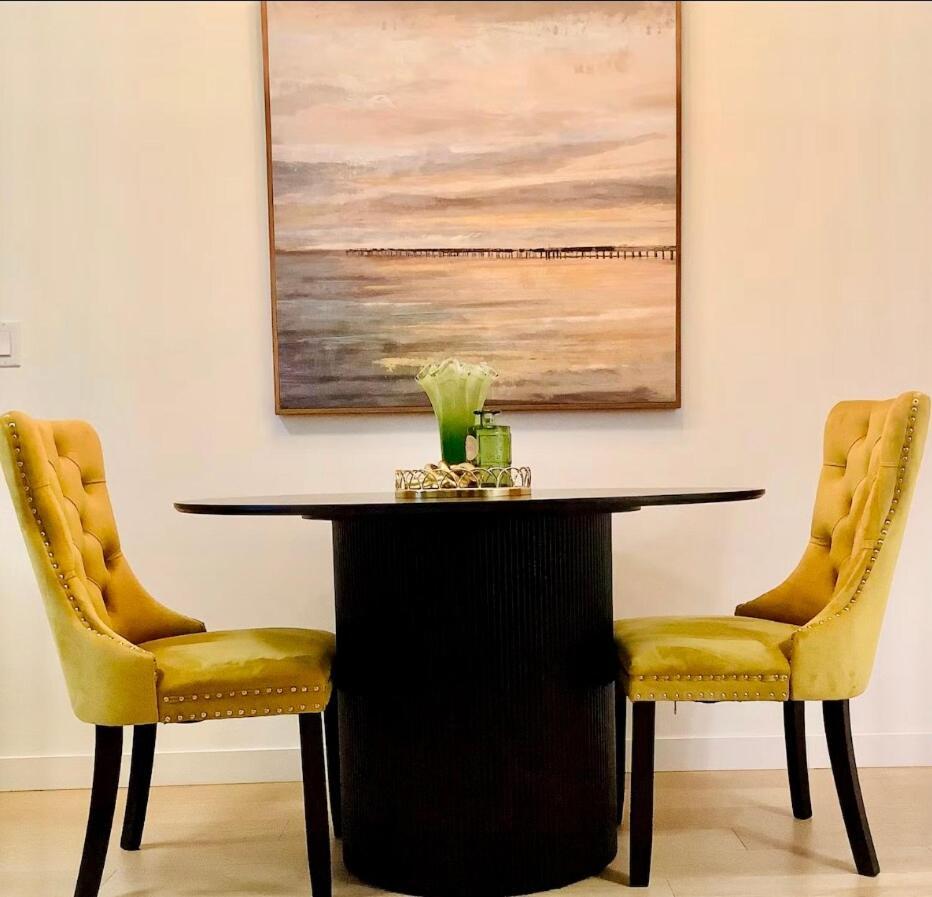 Center Olive Grove Apartment Kamloops