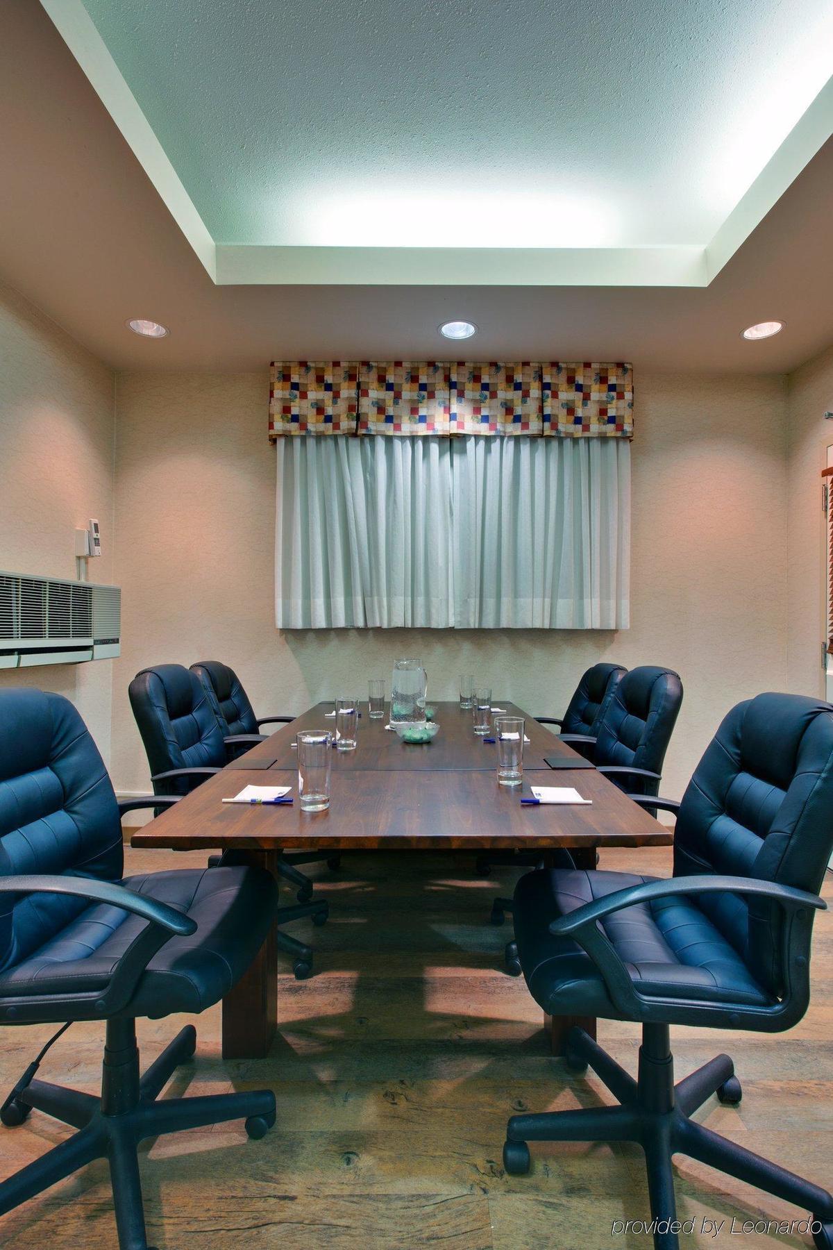 Express By Ihg 3* Kamloops