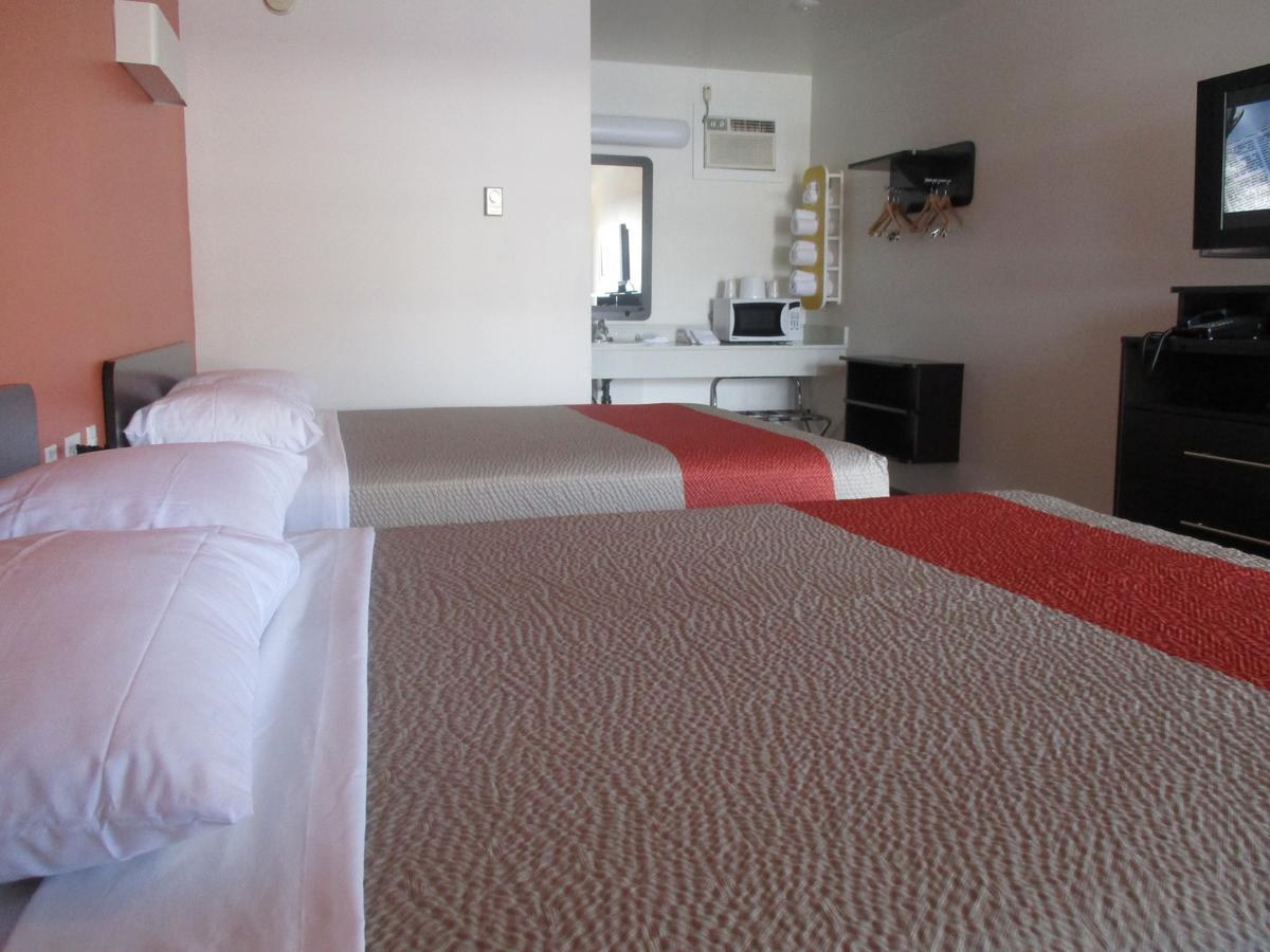 Hotel 6-kamloops, Bc Kamloops