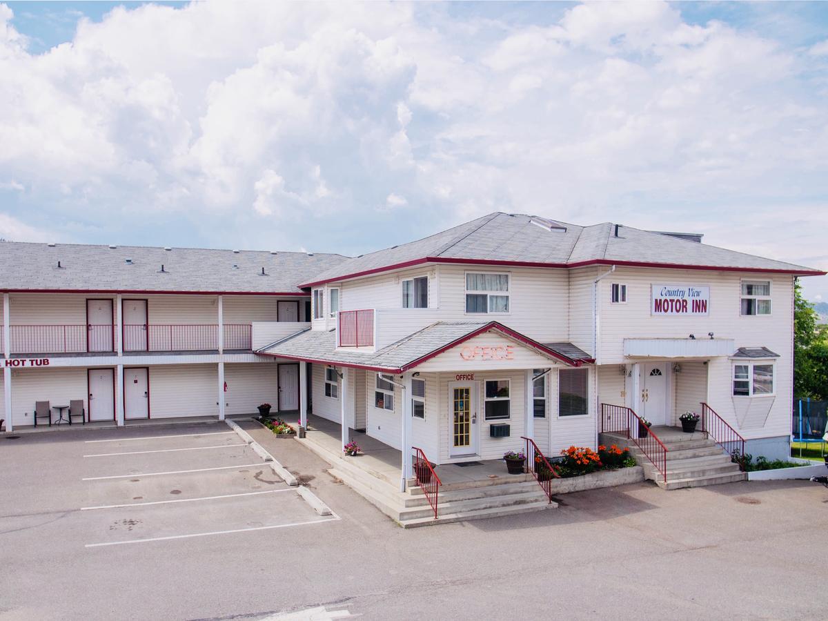 Country View Motor 3*
