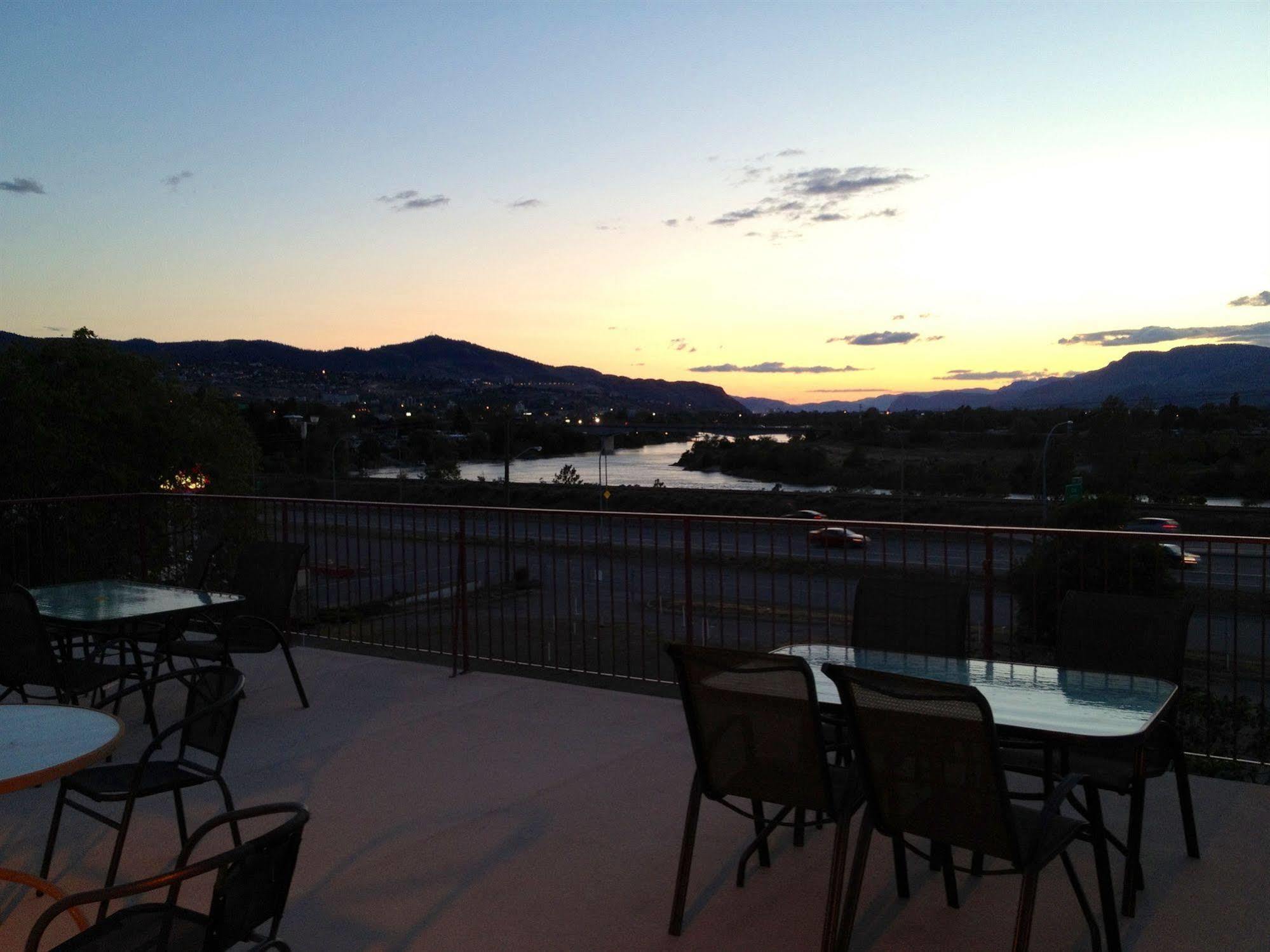Country View Motor Motel