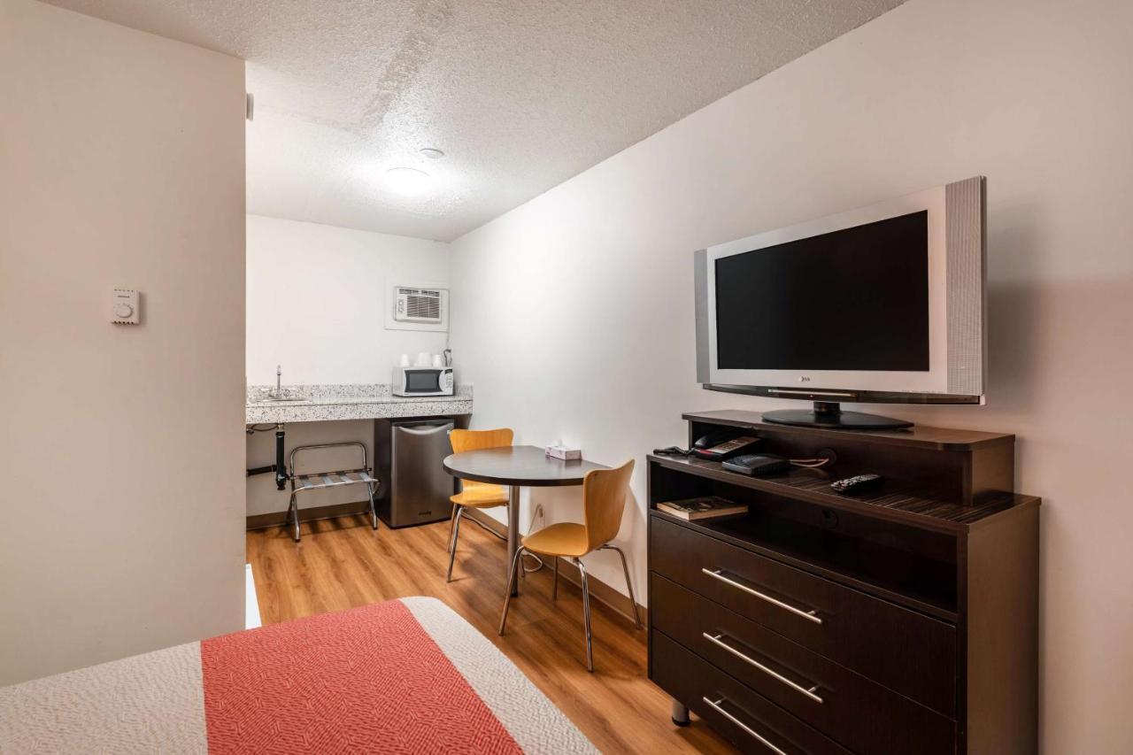 6-kamloops, Bc 2*
