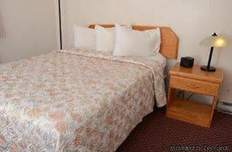 Country View Motor Motel