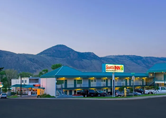 Scott\'S Inn & Suites