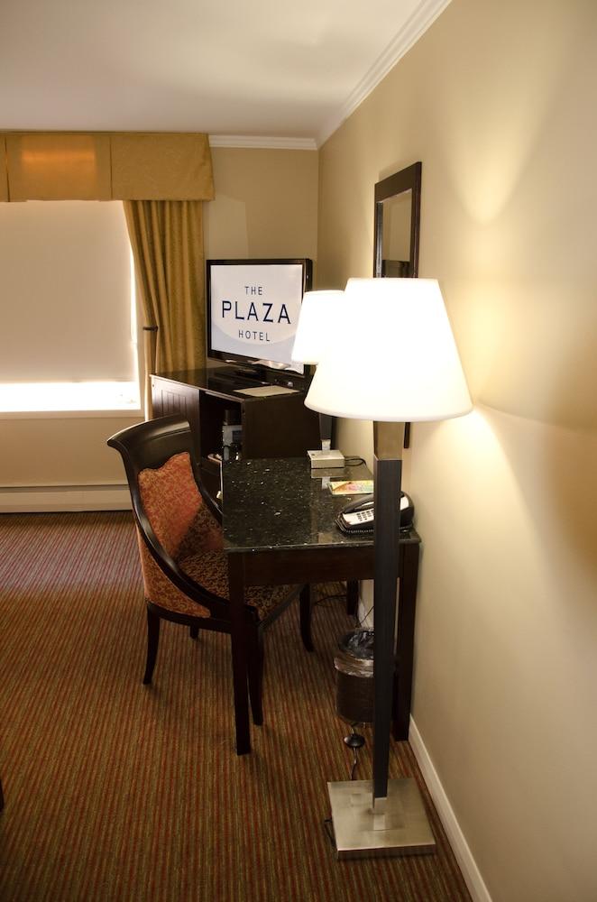 The Plaza Downtown, Trademark Collection By Wyndham 4* Kamloops