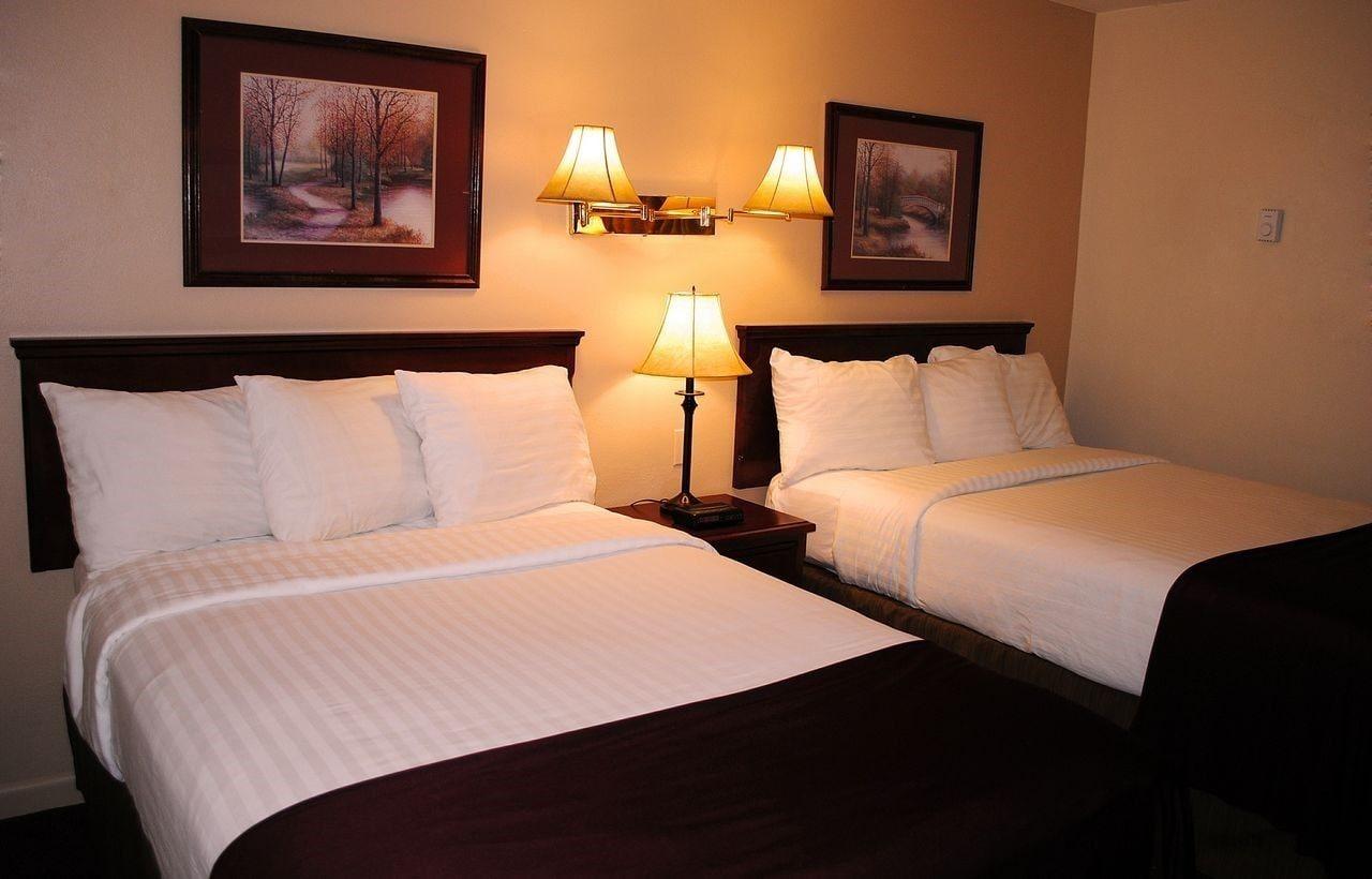Scott's & 4* Kamloops
