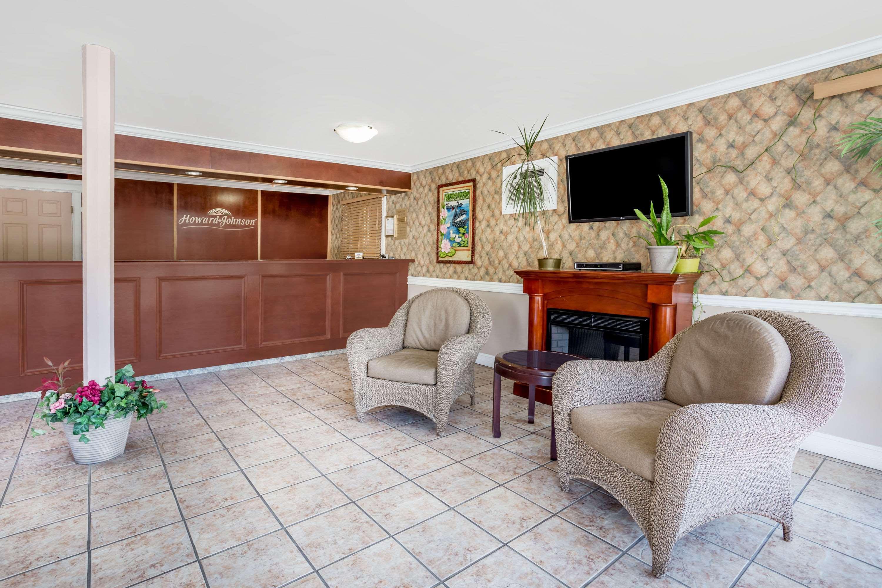 Motel Howard Johnson By Wyndham Downtown 3*