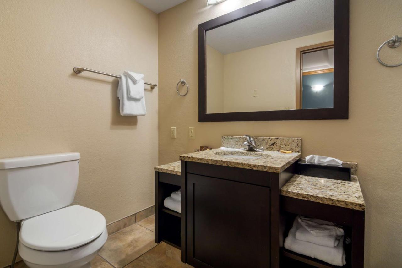 Western Hotel 2*
