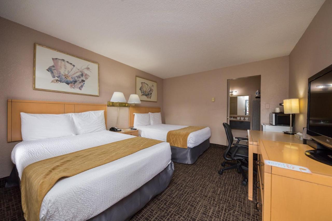 Howard Johnson By Wyndham Downtown 3* Kamloops