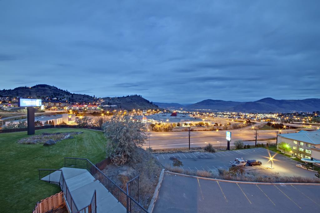 Coast & Conference Centre 4*