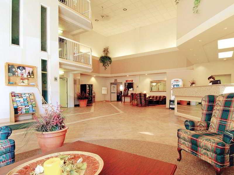 Coast & Conference Centre 4* Kamloops