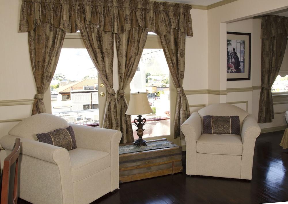 Hotel The Plaza Downtown, Trademark Collection By Wyndham Kamloops