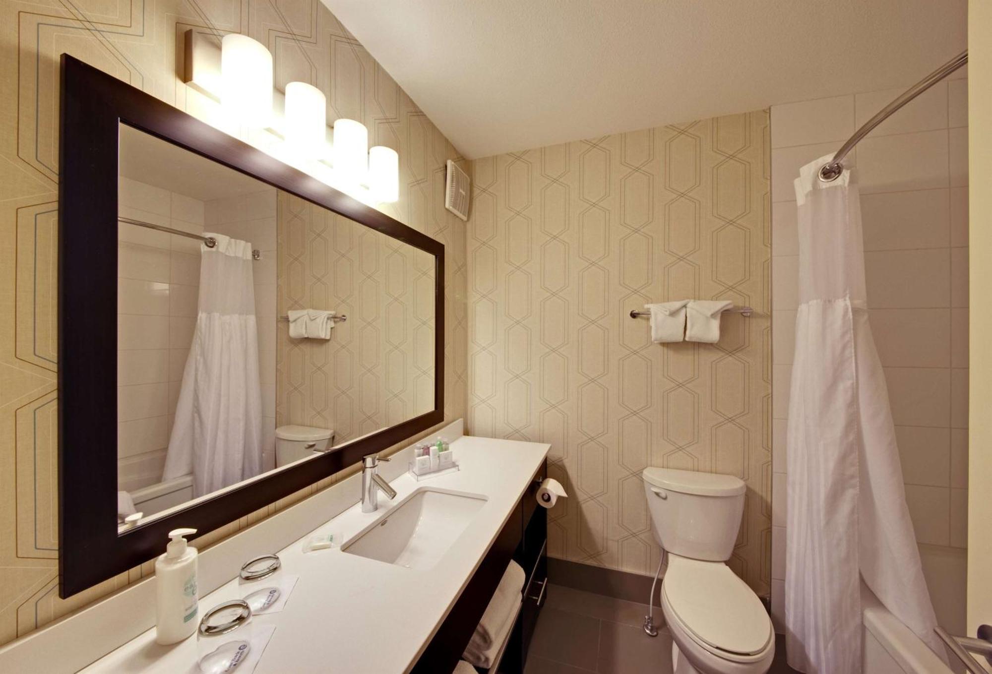 Coast & Conference Centre 4* Kamloops