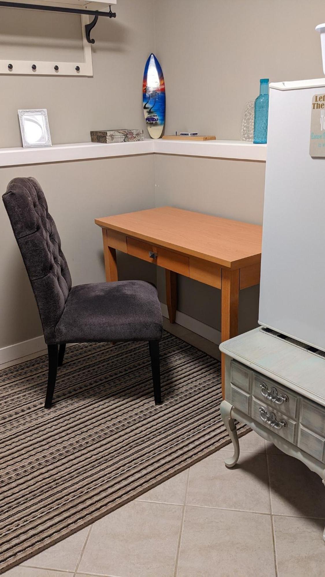 Private Sweetsuite 1 Bdrm Bathroom Mini-Kitchen * Kamloops
