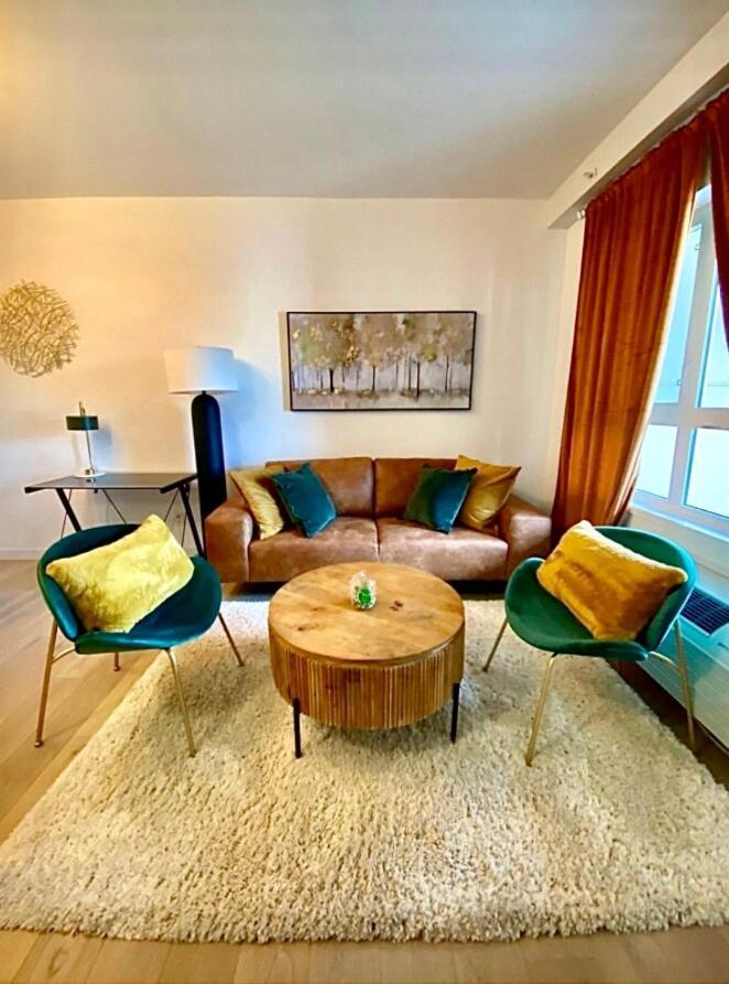 Apartment Center Olive Grove