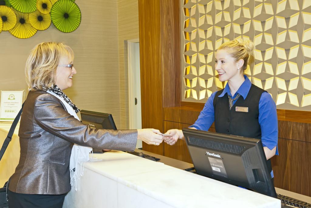 Hotel Coast & Conference Centre 4*
