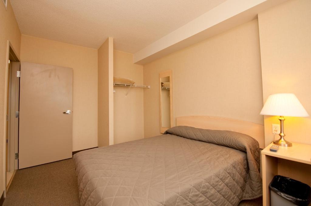 Hotel & Conference Centre - 2*