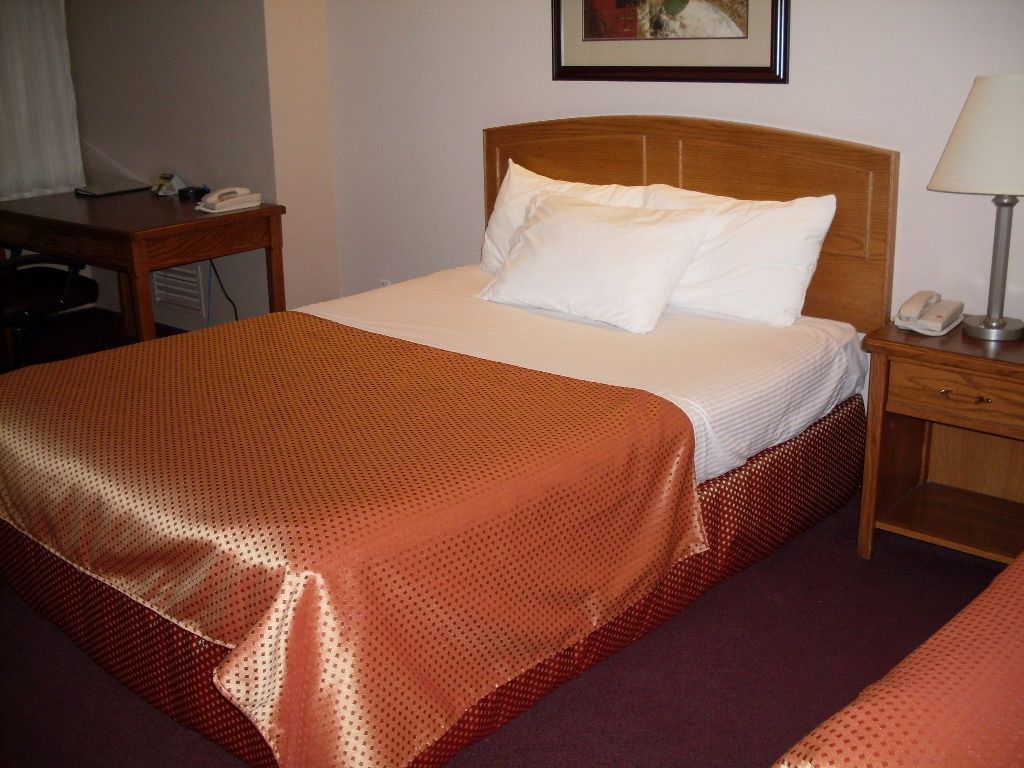 Coast & Conference Centre 4*