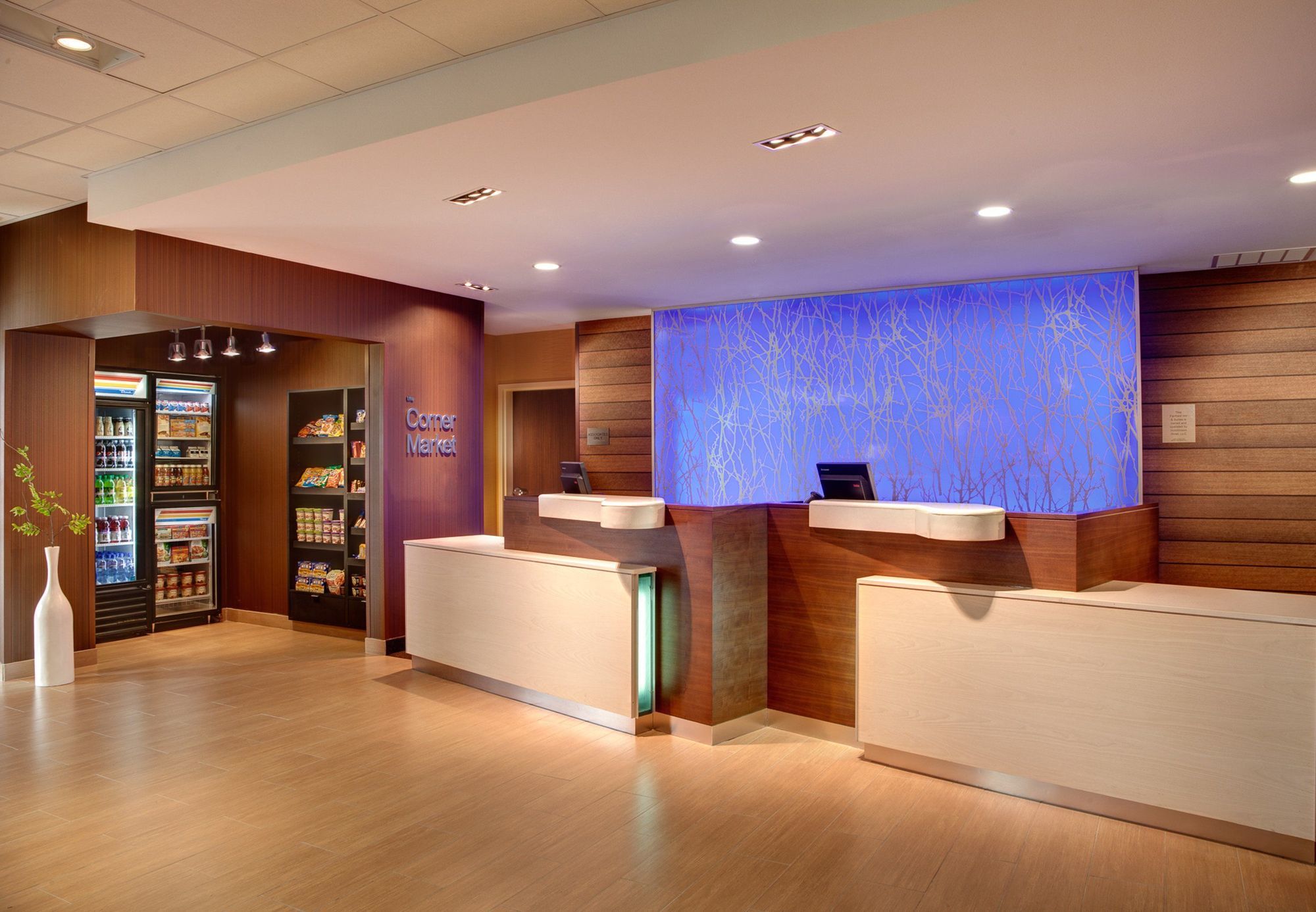Fairfield & By Marriott 3* Kamloops