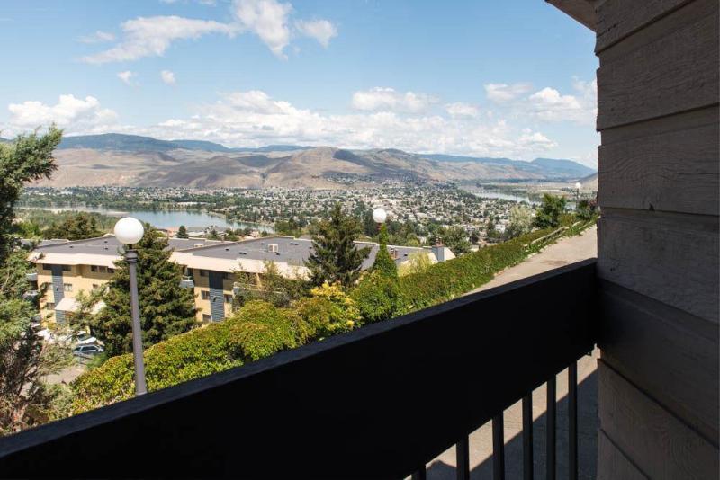 Motel Howard Johnson By Wyndham Downtown Kamloops