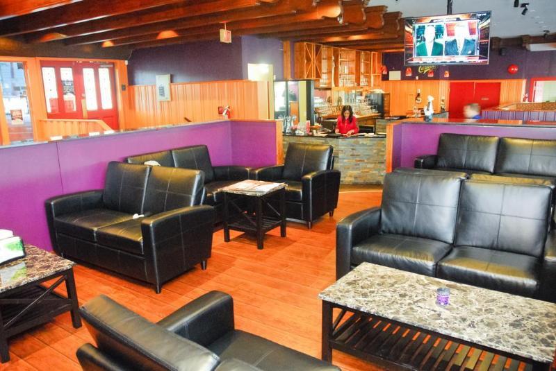 Motel Howard Johnson By Wyndham Downtown Kamloops