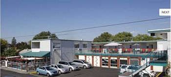 Scott's & 4* Kamloops