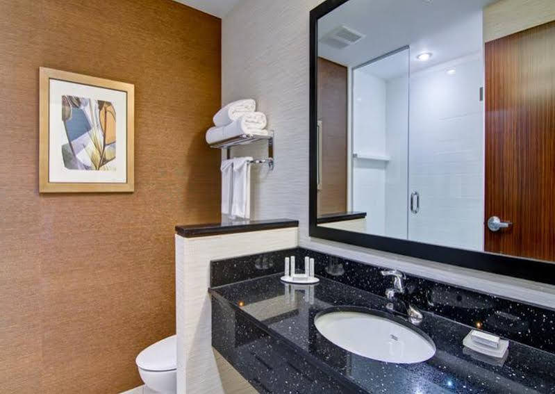 Fairfield & By Marriott Hotel Kamloops
