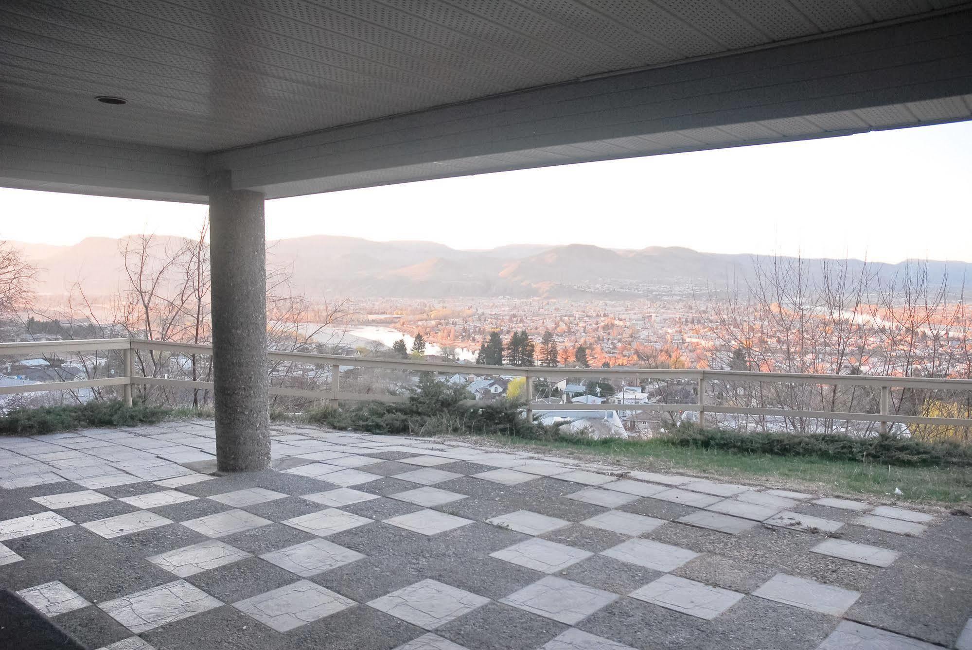 The Vista