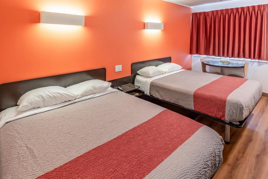 Hotel 6-kamloops, Bc Kamloops