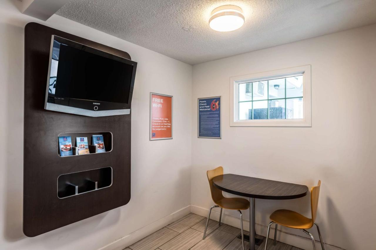 6-kamloops, Bc Hotel 2*