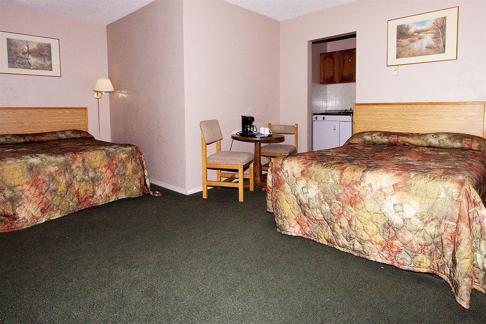 Motel Howard Johnson By Wyndham Downtown 3*